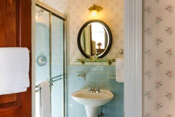 Solomons Victorian Inn Ngoại thất bức ảnh